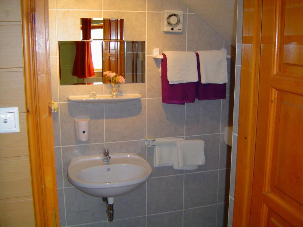 ホテル Lunczer Vendeghaz Mosonmagyaróvár 部屋 写真