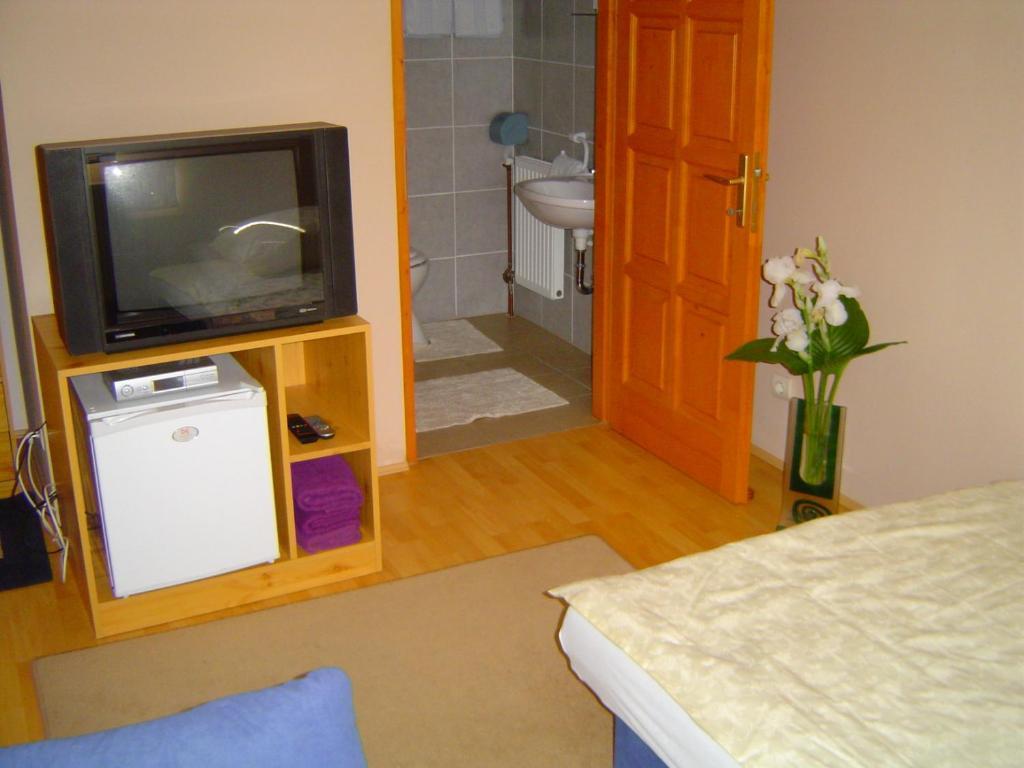 ホテル Lunczer Vendeghaz Mosonmagyaróvár 部屋 写真