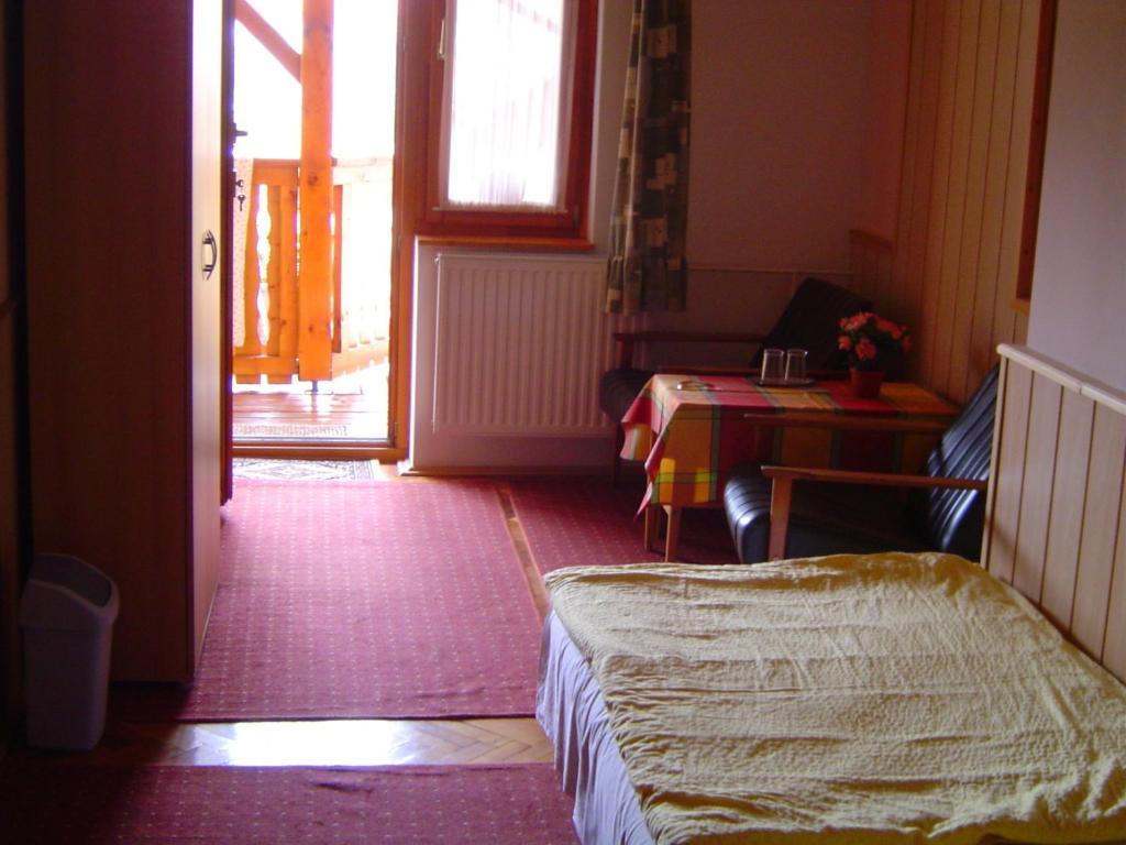 ホテル Lunczer Vendeghaz Mosonmagyaróvár 部屋 写真