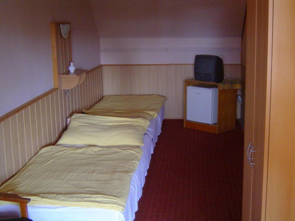 ホテル Lunczer Vendeghaz Mosonmagyaróvár 部屋 写真